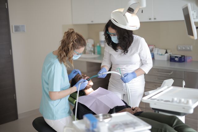 best dentist in navi mumbai